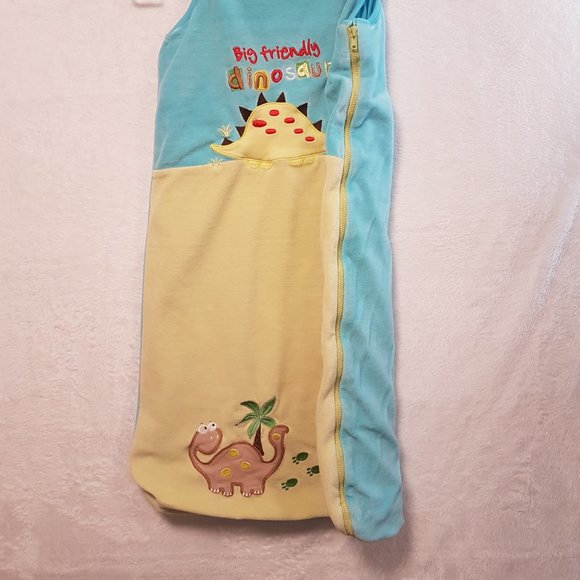 Le Petit Reve Dinosaur Baby Sleeping Bag & DISNEY PIXAR Arlo the Good Dinosaur - Picture 7 of 16